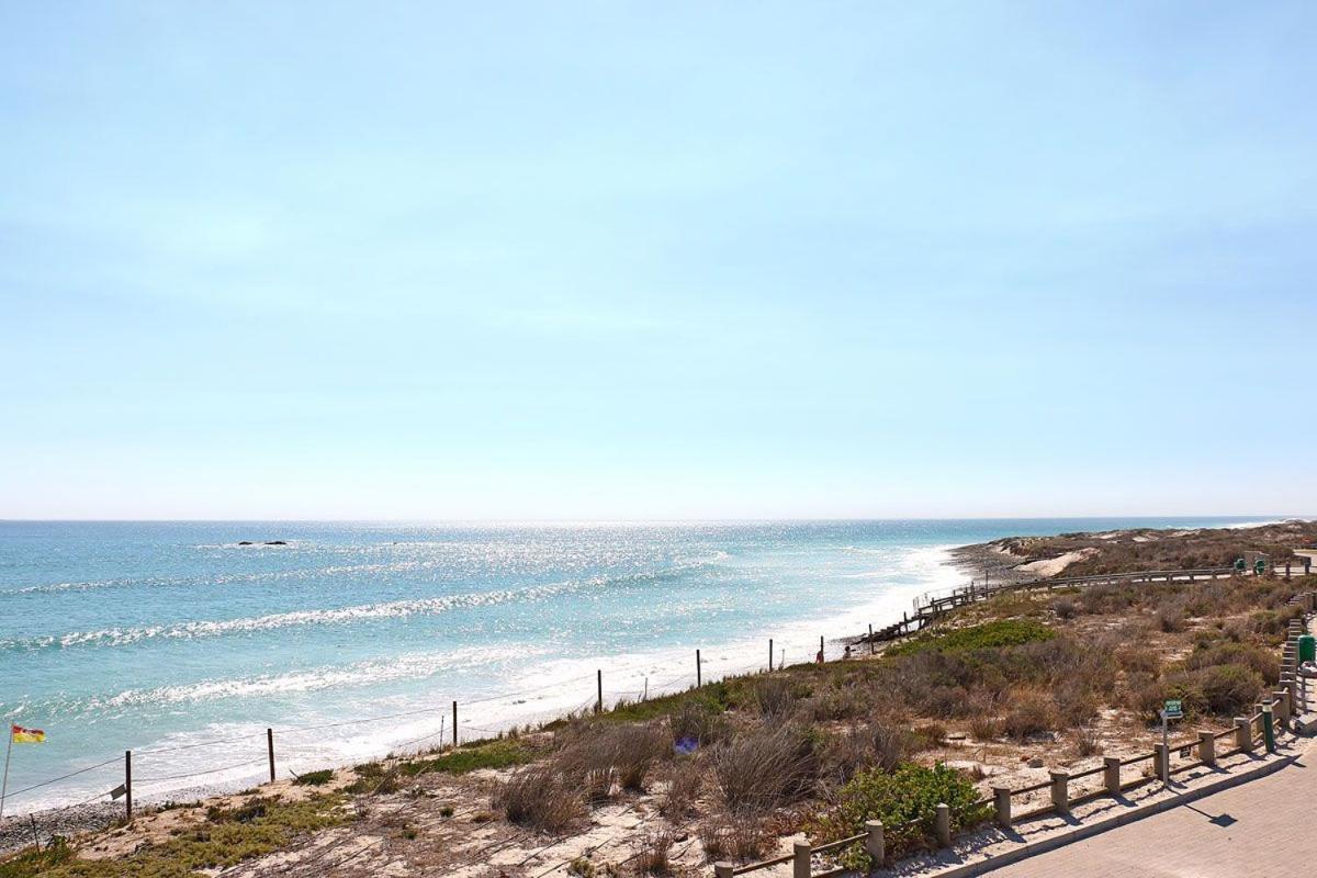 Eden On The Bay 118 By Hostagents Apartment Bloubergstrand Luaran gambar